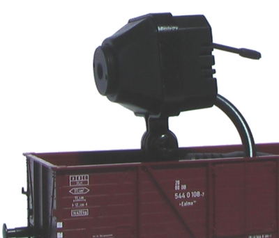 Fully wireless video camera mounted on Fleischmann wagon